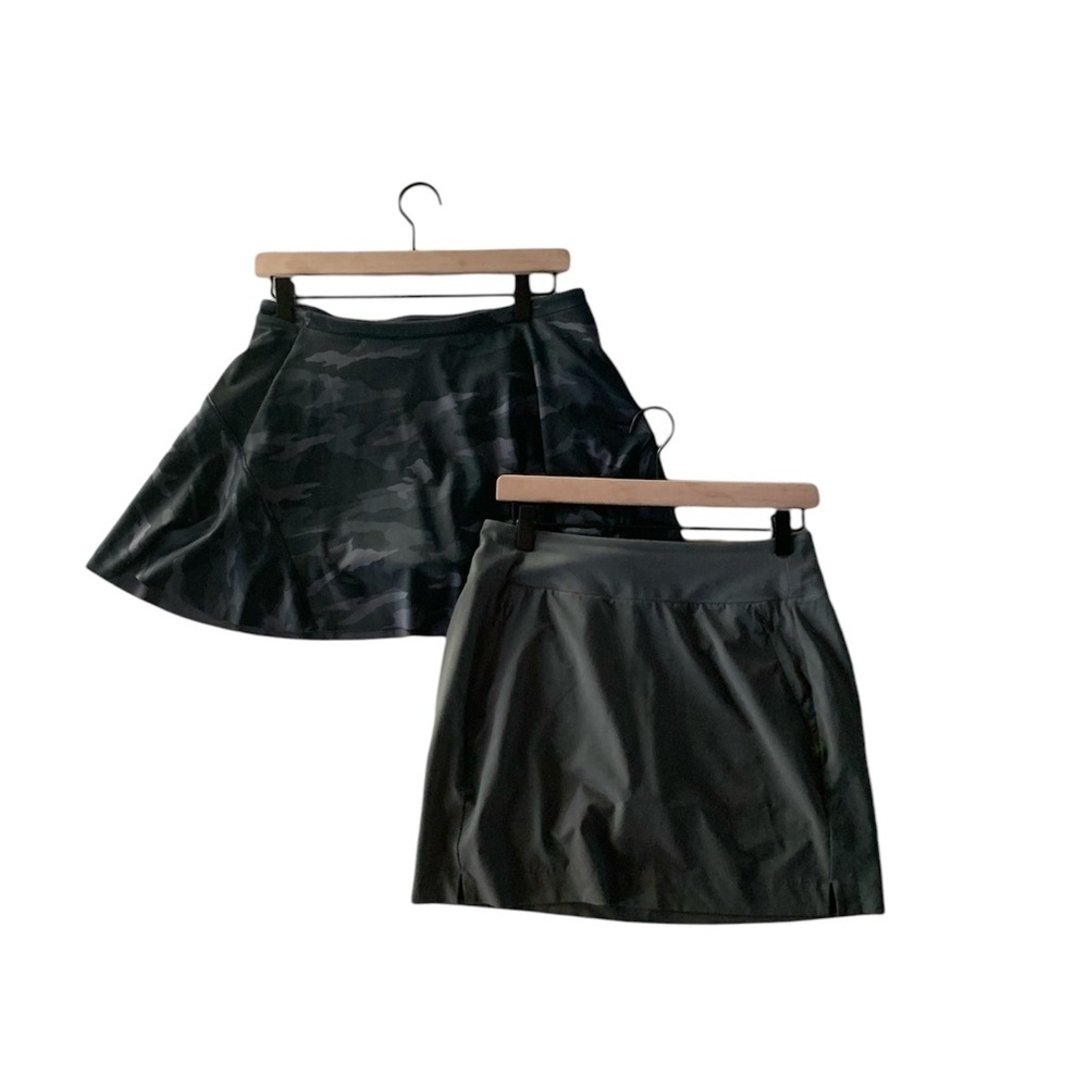 Lot of 2 Athleta skort women’s size 6 and size small pickleball tennis golf